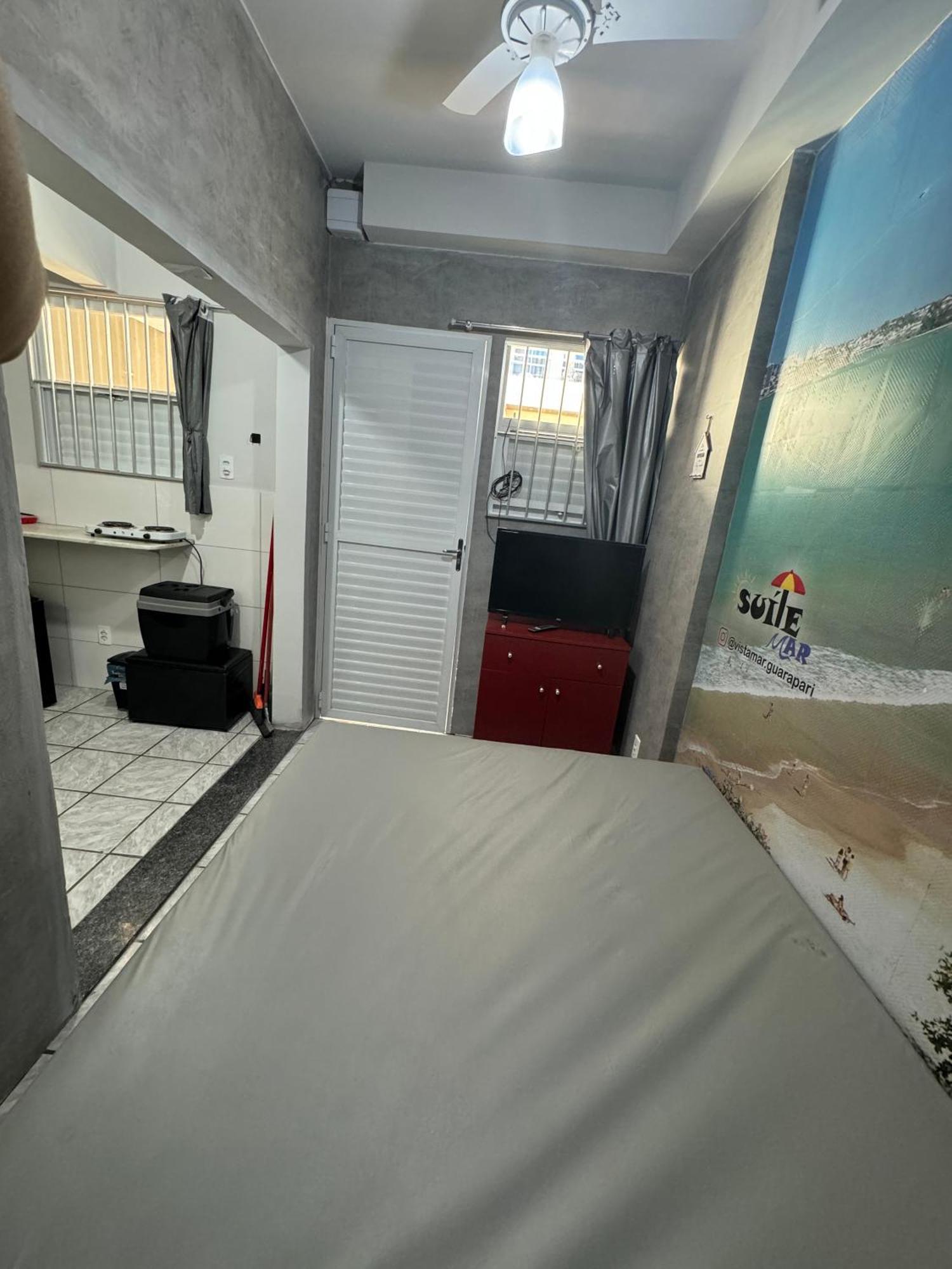 גוארפארי Suite Mar 210 - Economica E Compacta - Praia Do Morro - Predio Frente Mar Com Elevador, Atravessou A Avenida, Ja Esta Na Praia - Garagem - Internet מראה חיצוני תמונה