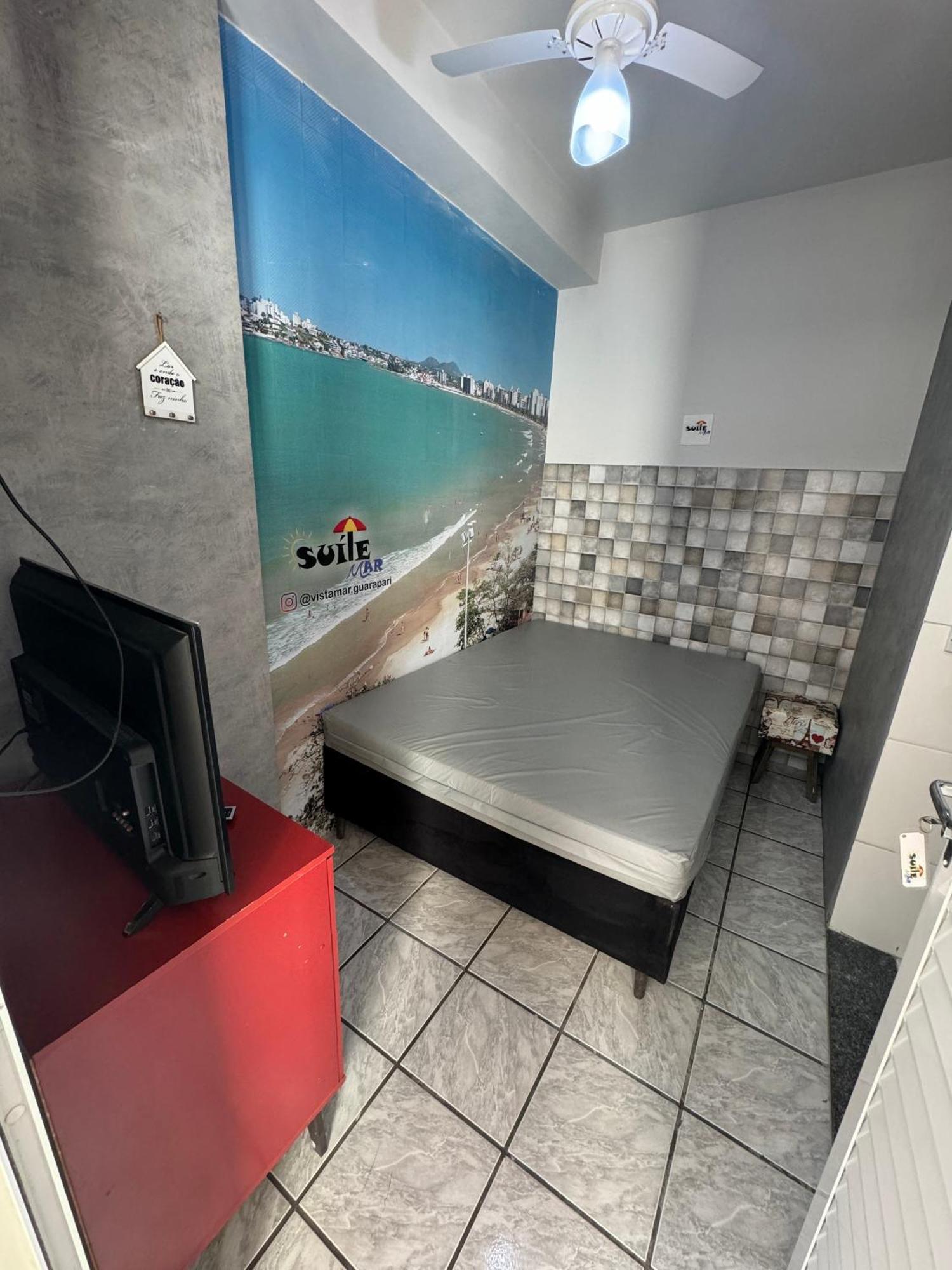 גוארפארי Suite Mar 210 - Economica E Compacta - Praia Do Morro - Predio Frente Mar Com Elevador, Atravessou A Avenida, Ja Esta Na Praia - Garagem - Internet מראה חיצוני תמונה